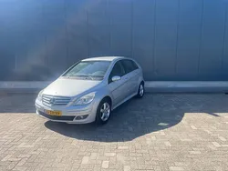 Grijs Gebruikt 2006 Mercedes B200 MPV | € 2.950 (Goede deal)