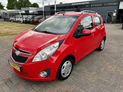 Rood Gebruikt 2010 Chevrolet Spark LT Hatchback | € 2.495 (Eerlijke prijs)