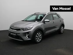 Grijs Gebruikt 2024 Kia Stonic SUV | € 25.400 (Eerlijke prijs)