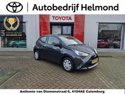 Grijs Gebruikt 2020 Toyota Aygo Hatchback | € 12.099 (Iets duurder)