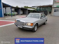 Zwart Gebruikt 1984 Mercedes 380 SE | € 8.500
