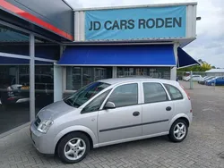 Grijs Gebruikt 2004 Opel Meriva MPV | € 399 (Super prijs)