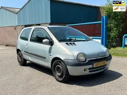 Grijs Gebruikt 2006 Renault Twingo Expression Hatchback | € 999 (Eerlijke prijs)