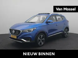 Blauw Gebruikt 2020 MG ZS Luxury Sedan | € 15.495 (Eerlijke prijs)