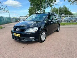 Zwart Gebruikt 2013 VW Sharan Comfortline MPV | € 6.950