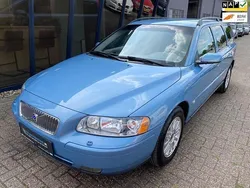 Blauw Gebruikt 2005 Volvo V70 Kinetic Stationwagen | € 10.945 (Duur)