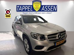 Grijs, metallic lak Gebruikt 2017 Mercedes GLC350 Business SUV | € 23.750 (Goede deal)
