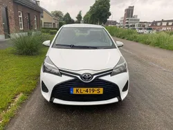 Wit Gebruikt 2016 Toyota Yaris MPV | € 8.500