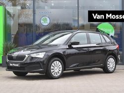 Zwart Gebruikt 2023 Skoda Scala Active Hatchback | € 19.939 (Eerlijke prijs)