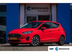 Rood Gebruikt 2022 Ford Fiesta Premium Hatchback | € 16.400 (Eerlijke prijs)