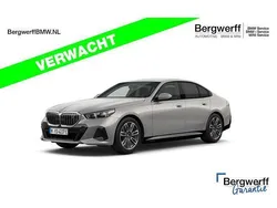 Grijs, metallic lak Gebruikt 2024 BMW i5 M Sport Sedan | € 66.875