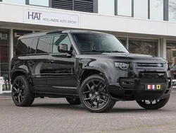Zwart Gebruikt 2025 Land Rover Defender SE Dynamic SUV | € 105.900 (Eerlijke prijs)