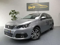 Grijs Gebruikt 2020 Peugeot 308 Allure Stationwagen | € 14.950 (Eerlijke prijs)