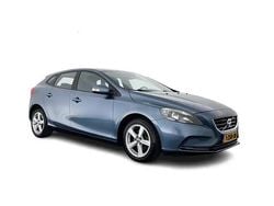 Blauw Gebruikt 2014 Volvo V40 Kinetic Stationwagen | € 5.445 (Eerlijke prijs)