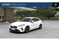 Wit Nieuw 2025 BMW 120 M Sport Hatchback | € 47.885 (Super prijs)