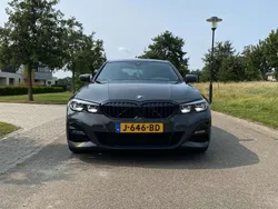 Grijs Gebruikt 2020 BMW 320 Sedan | € 31.450 (Eerlijke prijs)