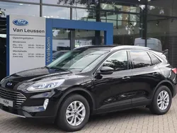 Zwart Gebruikt 2024 Ford Kuga Titanium SUV | € 34.400 (Eerlijke prijs)