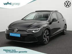 Zwart Gebruikt 2021 VW Golf VIII United Hatchback | € 26.900 (Iets duurder)