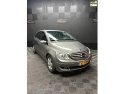 Grijs Gebruikt 2006 Mercedes B170 MPV | € 2.250 (Eerlijke prijs)