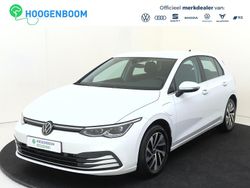 Wit Gebruikt 2022 VW Golf VIII Style Hatchback | € 25.450 (Goede deal)