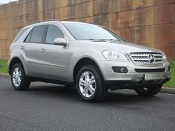 Zilver Gebruikt 2005 Mercedes 350 SUV | € 17.945 (Iets duurder)