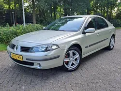 Groen Gebruikt 2006 Renault Laguna II Business Hatchback | € 2.449 (Duur)