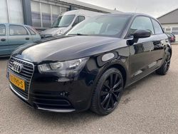 Zwart, metallic lak Gebruikt 2012 Audi A1 Ambition Hatchback | € 8.500 (Eerlijke prijs)