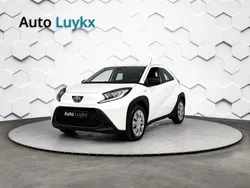 Wit Gebruikt 2023 Toyota Aygo Connect Style Hatchback | € 18.940 (Goede deal)