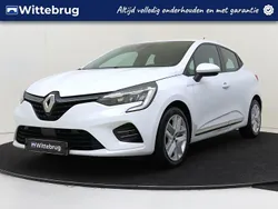 Wit Gebruikt 2021 Renault Clio V Zen Hatchback | € 12.925 (Goede deal)