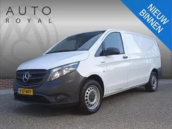 Wit Gebruikt 2022 Mercedes e-Vito MPV | € 14.995