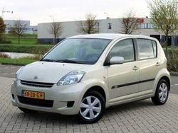 Beige Gebruikt 2007 Daihatsu Sirion Hatchback | € 2.450 (Eerlijke prijs)