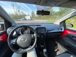 Rood Gebruikt 2017 Toyota Aygo X-cite Hatchback | € 7.900 (Eerlijke prijs)