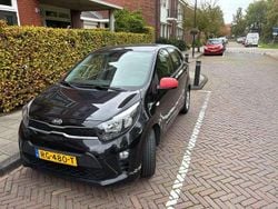 Zwart Gebruikt 2018 Kia Picanto Hatchback | € 8.495 (Goede deal)