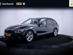 Zwart Gebruikt 2018 BMW 320 Executive Stationwagen | € 21.125 (Goede deal)