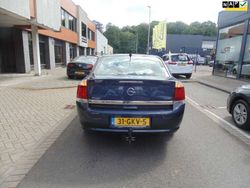 Grijs, metallic lak Gebruikt 2008 Opel Vectra Executive Sedan | € 2.999 (Eerlijke prijs)