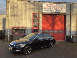 Zwart (metallic) Gebruikt 2021 Skoda Octavia Business Line Stationwagen | € 16.950 (Super prijs)