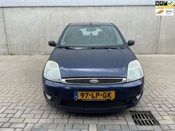 Blauw Gebruikt 2003 Ford Fiesta Ghia Hatchback | € 750 (Goede deal)