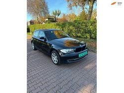 Zwart Gebruikt 2009 BMW 116 Executive Hatchback | € 2.500 (Eerlijke prijs)