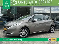 Grijs Gebruikt 2012 Peugeot 208 Allure Hatchback | € 5.950 (Goede deal)