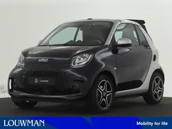 Edg bodypanels in sapphire blue (blauw metallic) Gebruikt 2023 Smart ForTwo Electric Drive Cabriolet | € 25.945