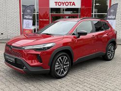 Rood Nieuw 2025 Toyota Corolla Cross SUV | € 45.645 (Iets duurder)