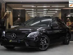 Zwart, metallic lak Gebruikt 2021 Mercedes C300e AMG Sedan | € 30.950 (Super prijs)