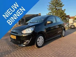 Zwart Gebruikt 2015 Mitsubishi Space Star Hatchback | € 5.995 (Eerlijke prijs)