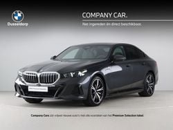 Grijs Gebruikt 2025 BMW 530e M Sport Sedan | € 69.900