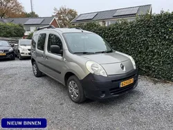 Grijs, metallic lak Gebruikt 2009 Renault Kangoo Authentique MPV | € 2.445 (Eerlijke prijs)