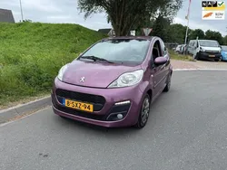 Paars Gebruikt 2013 Peugeot 107 Envy Hatchback | € 4.749 (Eerlijke prijs)