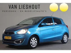 Blauw, metallic lak Gebruikt 2019 Mitsubishi Space Star Intense Hatchback | € 12.700 (Eerlijke prijs)