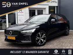 Zwart Gebruikt 2021 Volvo V60 R-Design Stationwagen | € 35.900 (Eerlijke prijs)