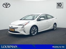 Wit metallic Gebruikt 2018 Toyota Prius Hatchback | € 19.745 (Super prijs)