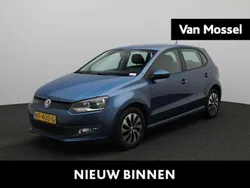Blauw Gebruikt 2017 VW Polo Hatchback | € 9.900 (Goede deal)